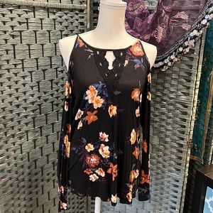 Cute daytrip cold shoulder lace cutout and back cutout top size small